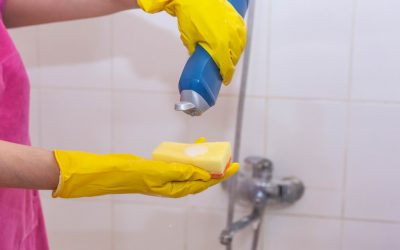 Huishoudhulpen krijgen meer loon: werkgevers en vakbonden bereiken akkoord