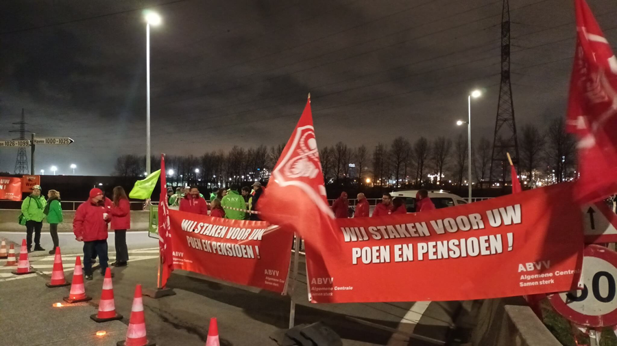 Staking overheidsdiensten op 13 april